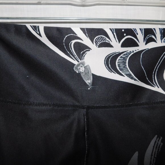 NoMiNou Womens M Black White Gray Indigenous Native Full Length Leggings - Picture 7 of 9